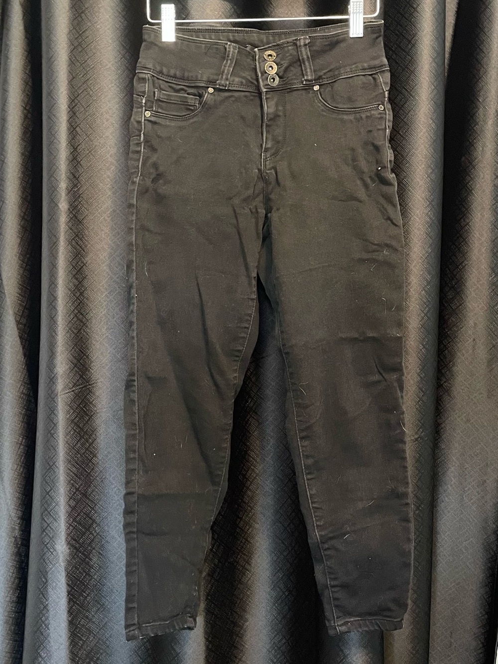 Black High-Rise Women’s crop Jeans